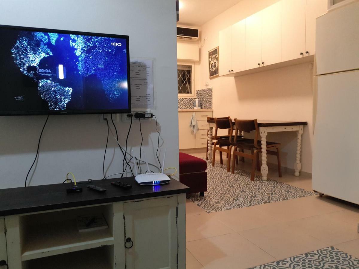 3 Stairs Only To Cozy Flat On Hillel St Apartman Haifa Kültér fotó